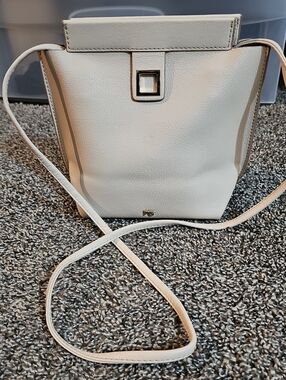Purification Garcia Minimal Cream Crossbody Bucket Bag with Square Clasp